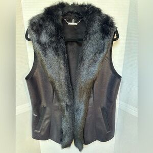 White House Black Market Black Faux Fur Vest with Pockets Size XL